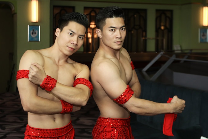 Quoc Co Quoc Nghiep: Suy nghi viec giai nghe sau Britain's Got Talent' hinh anh