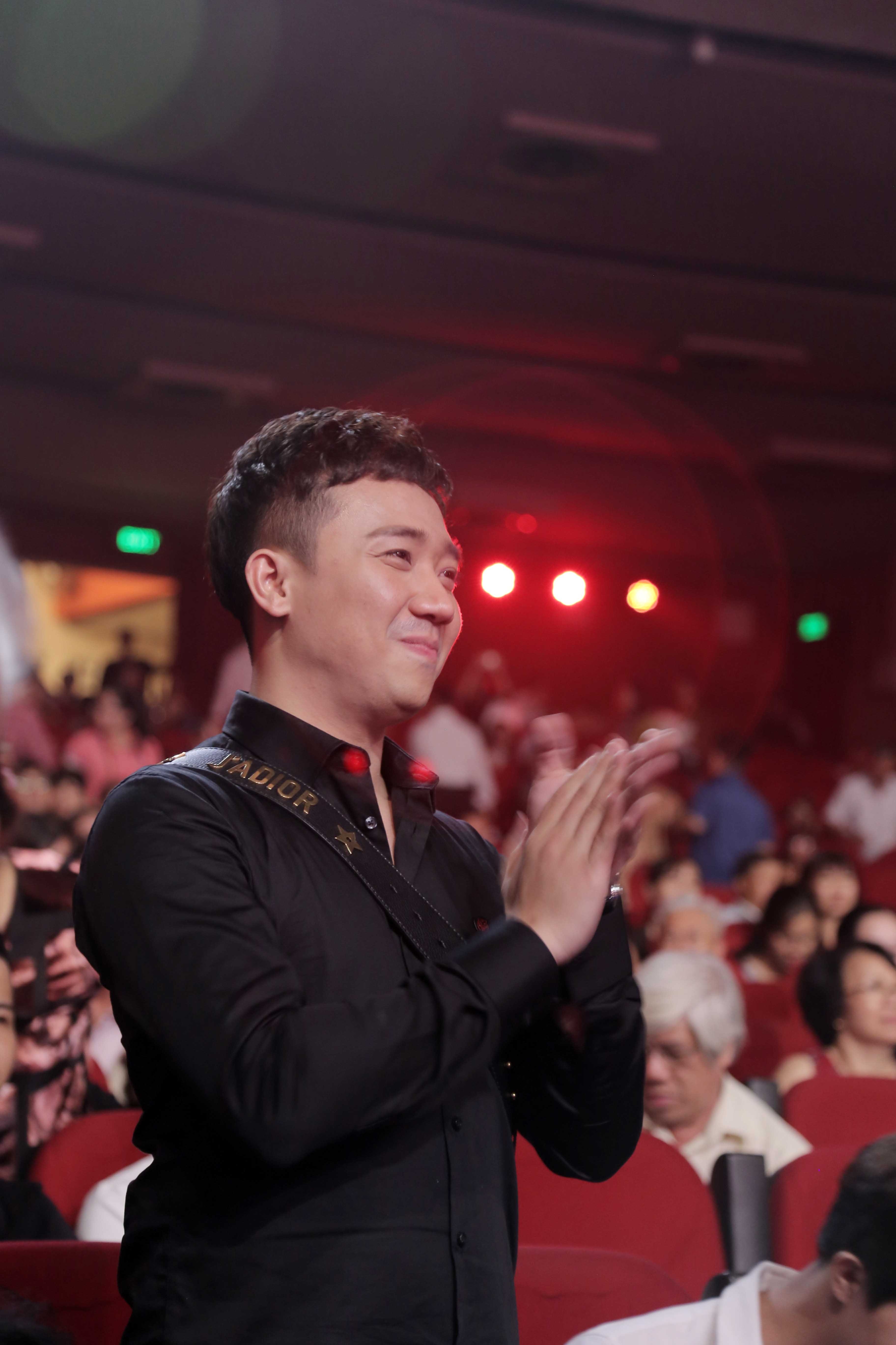 Huong Lan va live show 50 nam ca hat anh 14