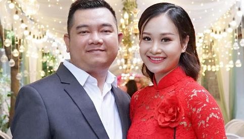 Ca si Ha Thuy Anh ket hon voi ban trai sau 3 nam yeu hinh anh