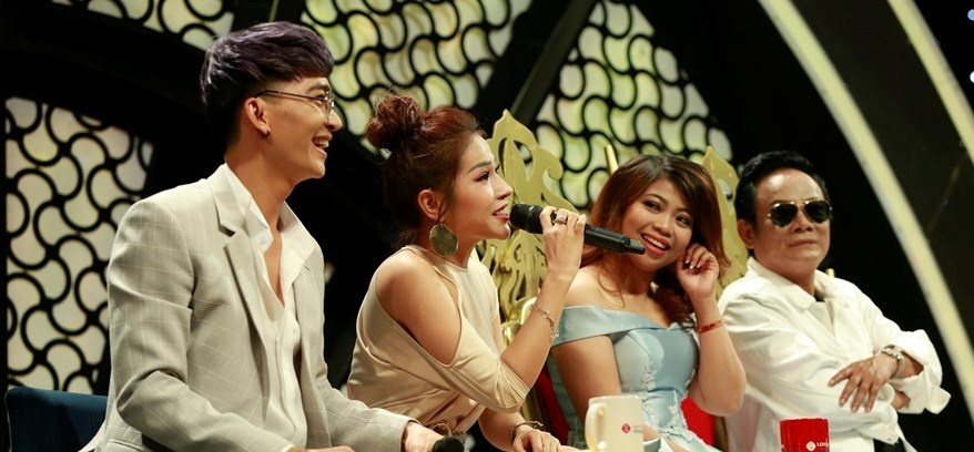 Khuong Ngoc va Kha Nhu tai hop anh 1