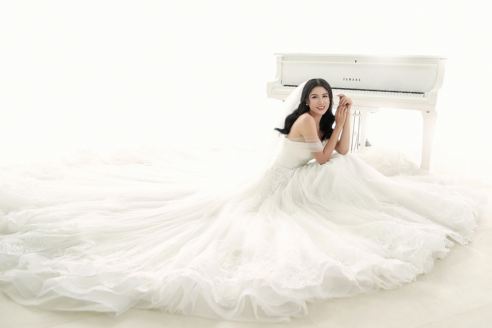 Anh cuoi cua Trang Tran va ong xa anh 4