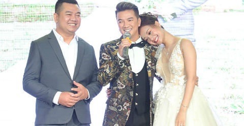 Dam Vinh Hung va dan sao Viet du le cuoi ca si Ha Thuy Anh o Sai Gon hinh anh