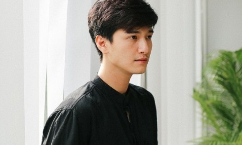 Huynh Anh: 'Toi rat xau ho khi bi Viet Huong to, de 100 nguoi cho doi' hinh anh