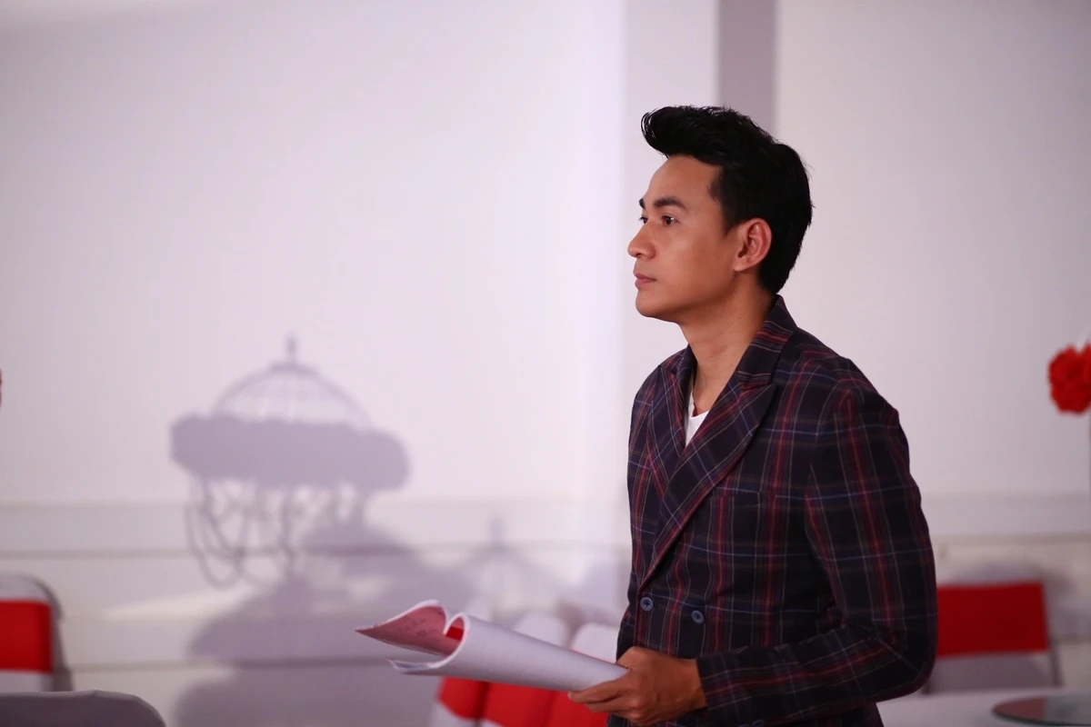 Ngoc Thuan tu bo nghe dien vien anh 1