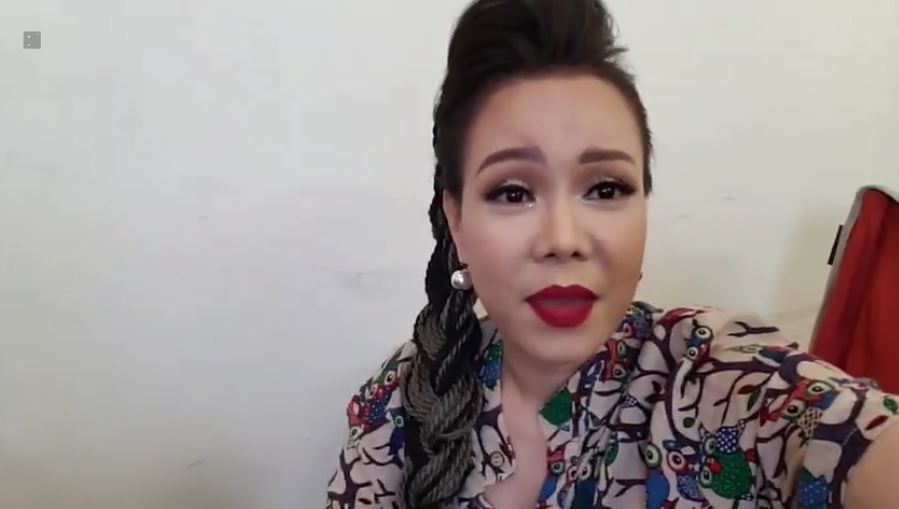 Huynh Anh cui dau xin loi Viet Huong anh 2