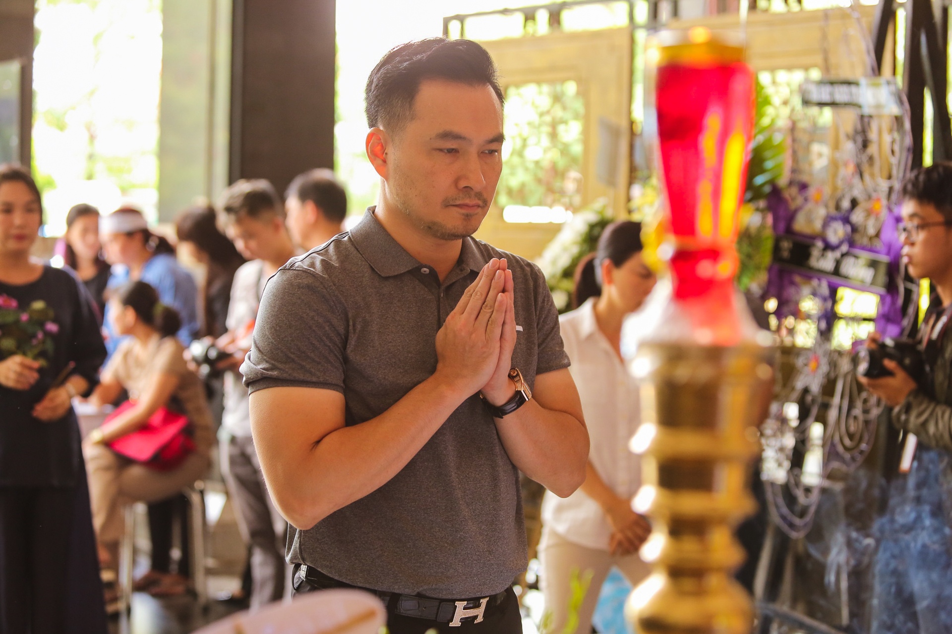 Chi Bao,  Anh Duc den vieng Thanh Hoang anh 1