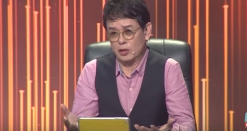 Duc Huy che thi sinh Nguoi hat tinh ca to tinh nhu het vao mat ban gai hinh anh