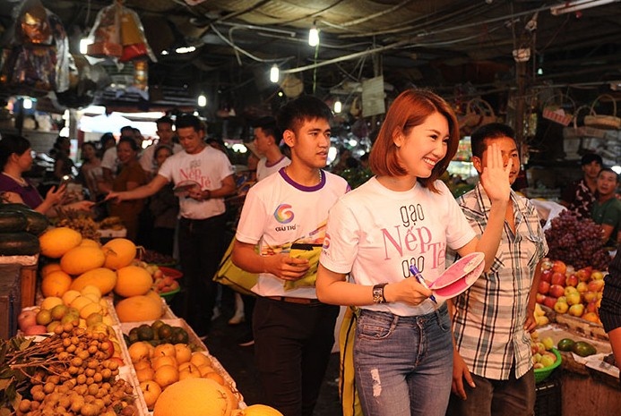 Dien vien Gao nep gao te giao luu o mien Bac anh 4