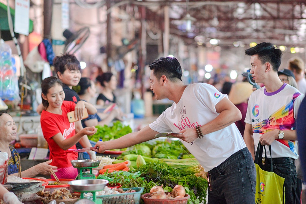 Dien vien Gao nep gao te giao luu o mien Bac anh 6