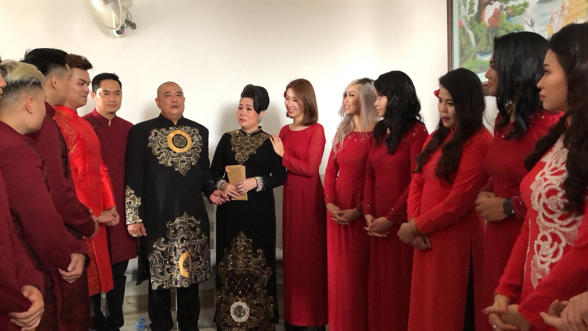 Dam cuoi con gai Hong Van o Sai Gon anh 8