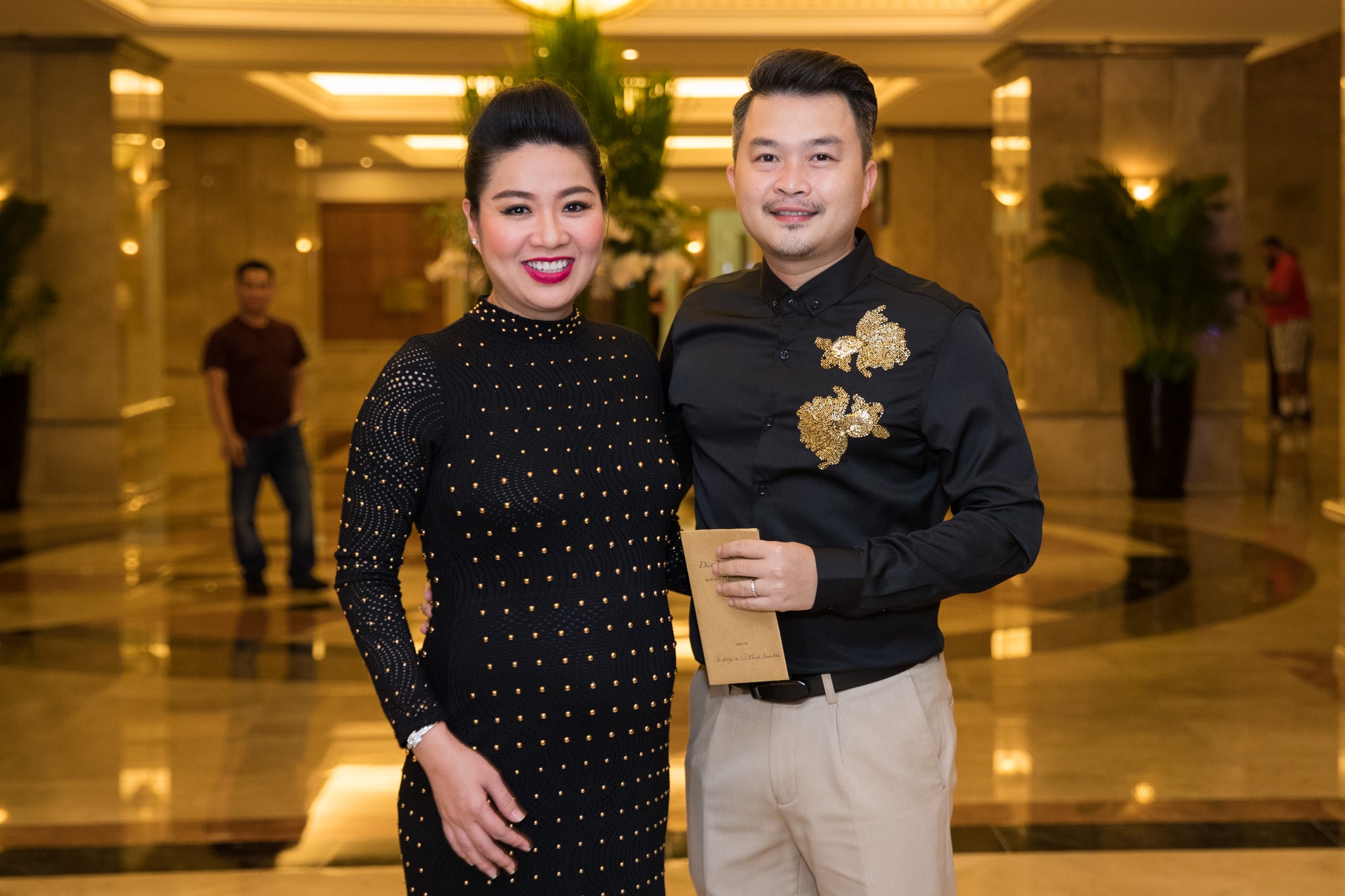 Dam cuoi con gai Hong Van o Sai Gon anh 14