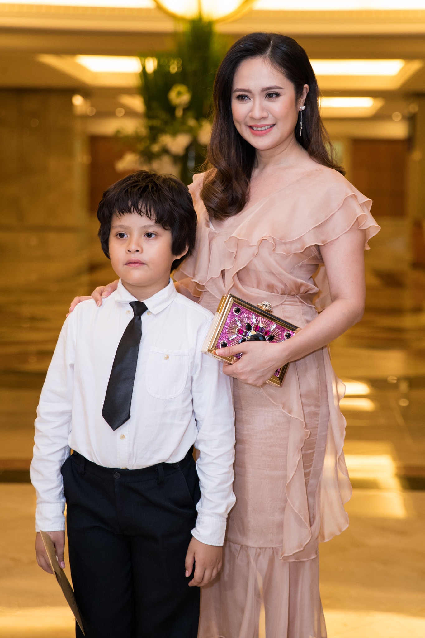 Dam cuoi con gai Hong Van o Sai Gon anh 19