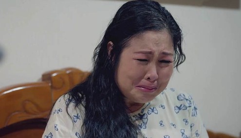 'Gao nep gao te:' Ba Mai cua Hong Van bi chong mang la ke thuc dung hinh anh