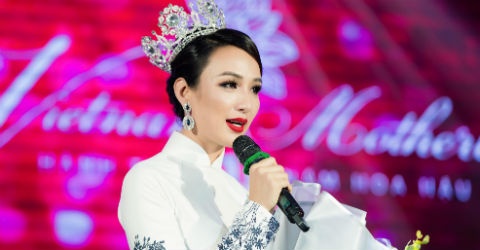 Ngoc Diem khoc trong tiec 10 nam dang quang, tuyen bo se roi showbiz hinh anh