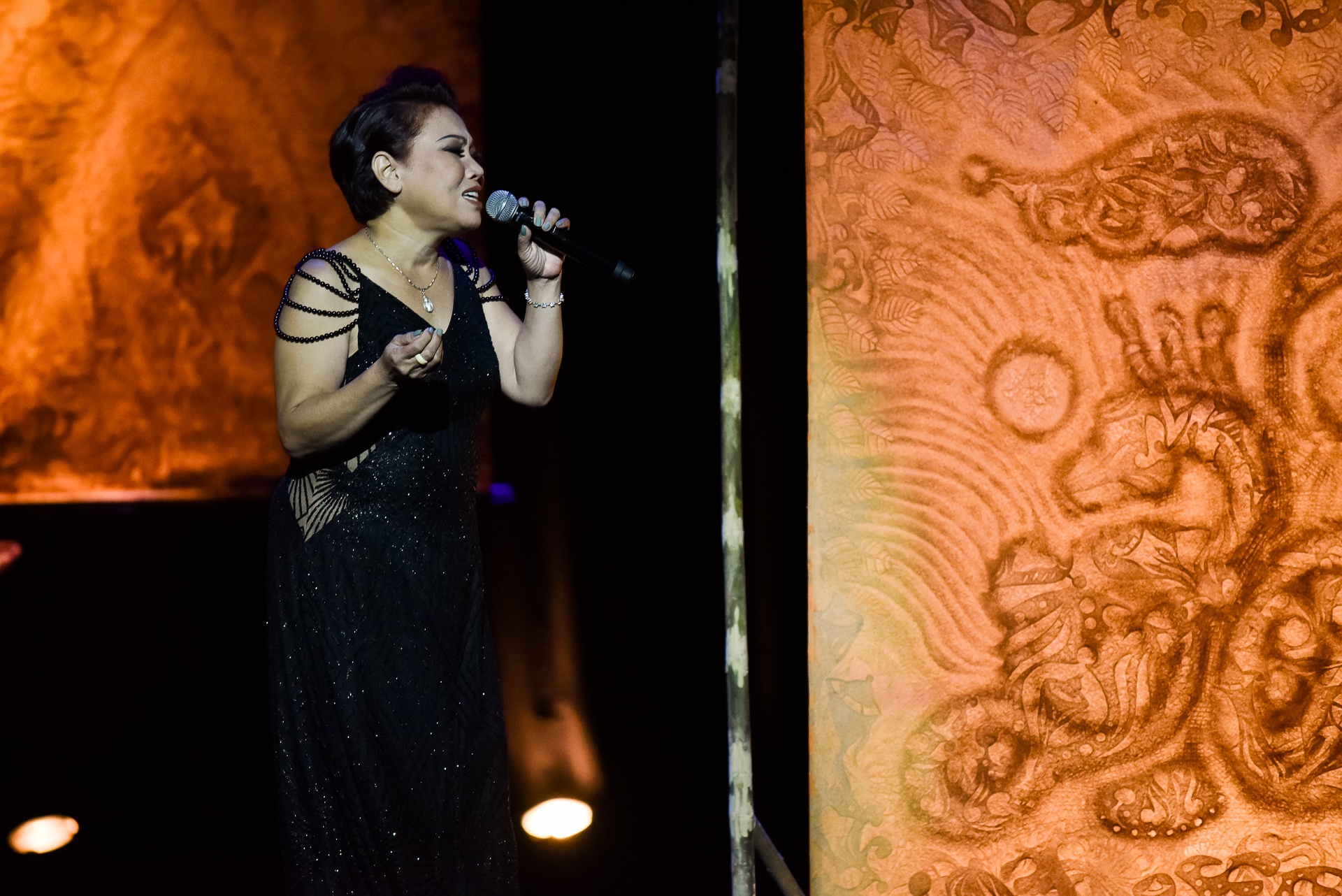 Phạm Anh Khoa diễn trở lại sau scandal ảnh 2 Pham Anh Khoa dien tro lai sau scandal anh 2