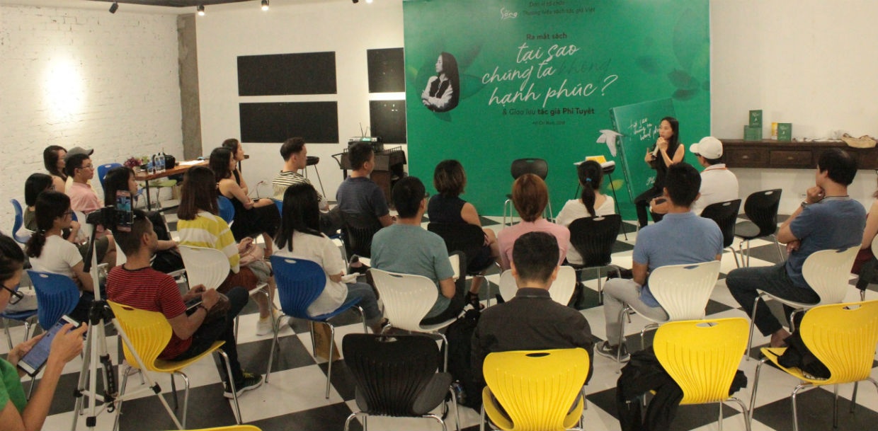 Ra mắt sách Tại sao chúng ta không hạnh phúc ảnh 1 Ra mat sach Tai sao chung ta khong hanh phuc anh 1