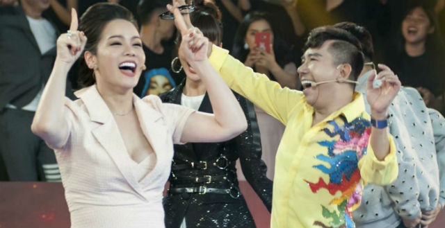 Nhat Kim Anh, Diem My dung quay, mung chien thang cua Olympic Viet Nam hinh anh