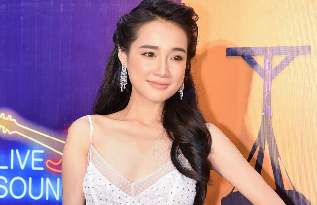 Nha Phuong xuat hien gay go giua tin don mang thai 3 thang hinh anh