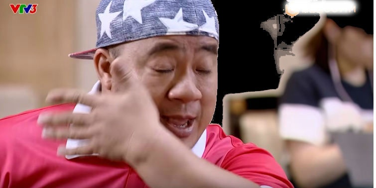 Hieu Hien va Hoa Minzy bat khoc anh 3