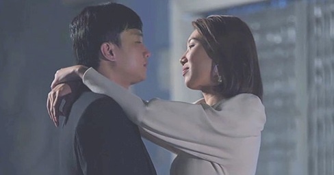 'Gao nep gao te' tap 65: Han bi bat qua tang ngoai tinh voi giam doc hinh anh