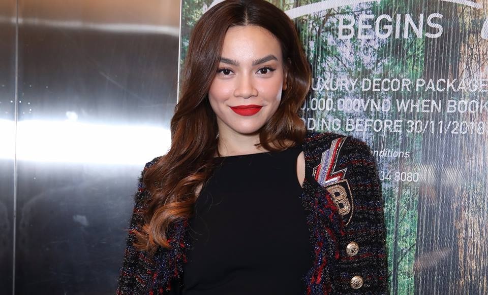 Ha Ho, Ky Duyen va dan sao long lay du tiec cuoi cua Lan Khue hinh anh