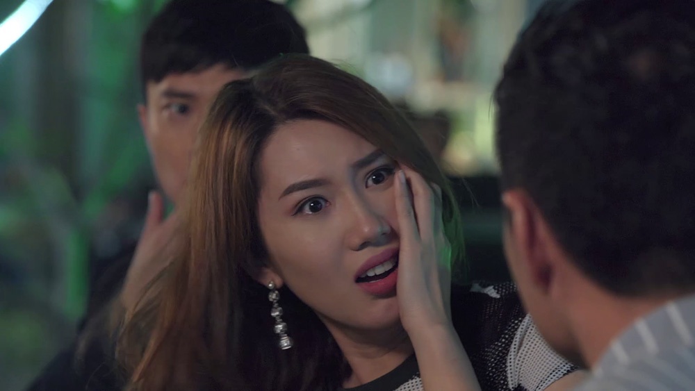 Phat hien Han ngoai tinh, Kiet danh giam doc, tuyen bo ly hon vo hinh anh