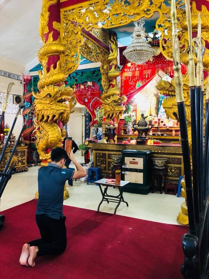 Thành Đạt xuống tóc cầu nguyện khi Hải Băng có bầu ảnh 1 Thanh Dat xuong toc cau nguyen khi Hai Bang co bau anh 1