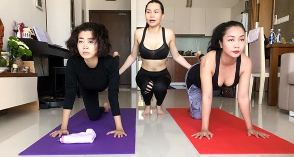 Mai Phuong cham chi tap yoga du xuong bi gion vi ung thu phoi hinh anh