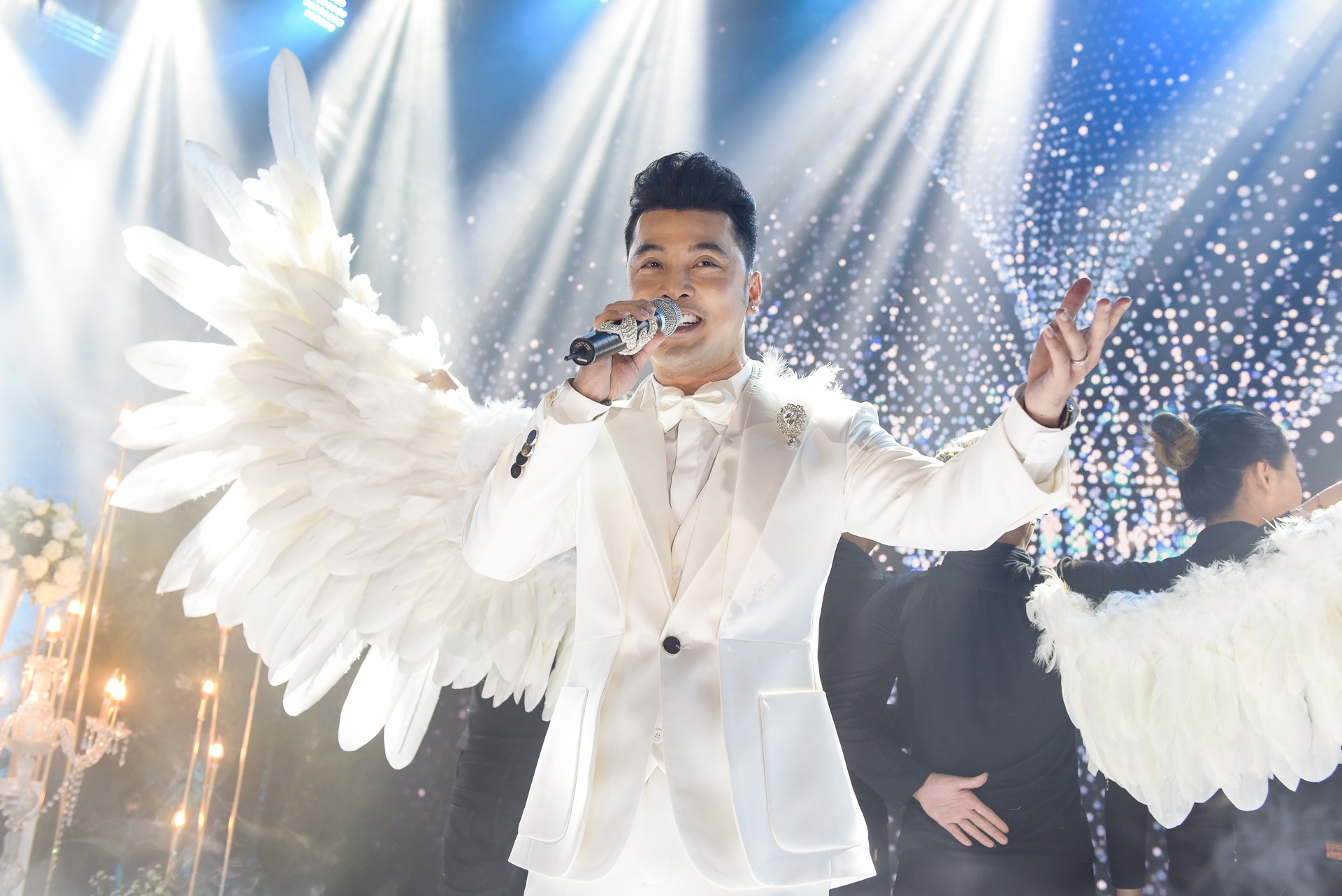 Dam cuoi Ung Hoang Phuc va Kim Cuong anh 17