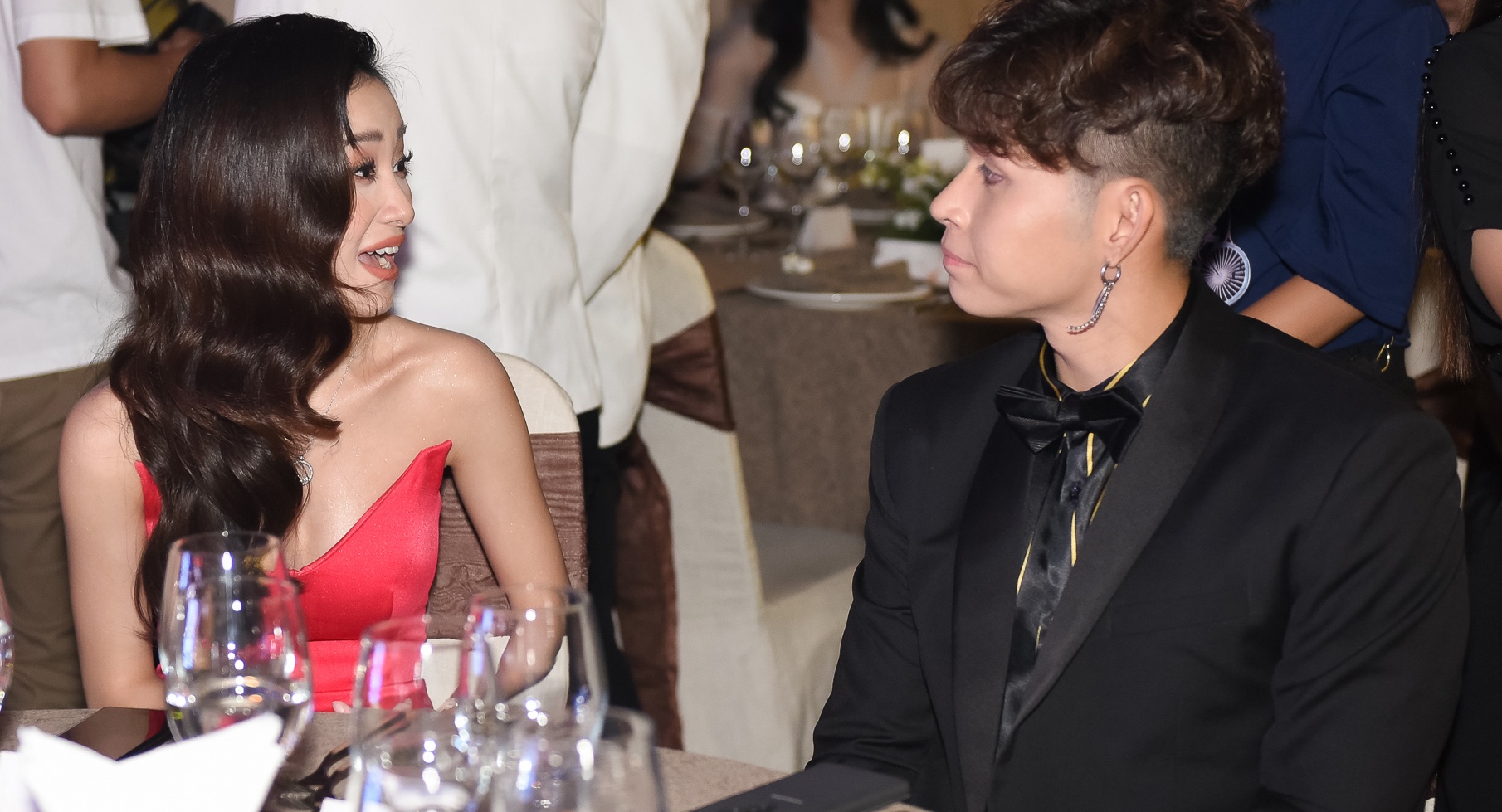 Minh Hang mat khac la,  Jun Vu goi cam anh 6