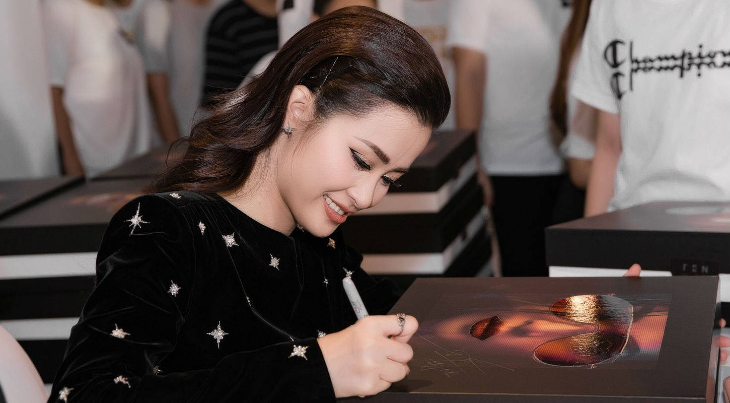 Dong Nhi to chuc live show sau 10 nam ca hat hinh anh