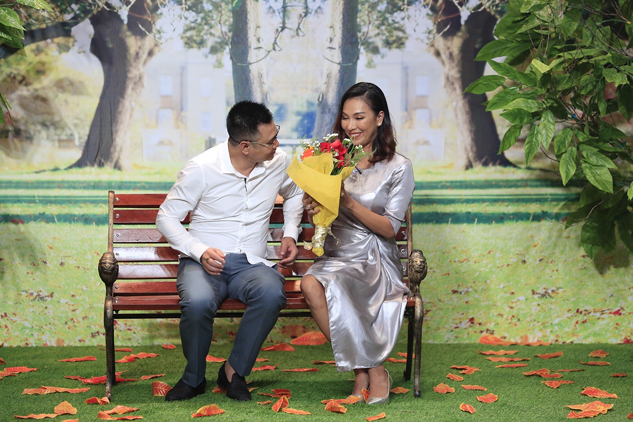 Phi Nhung yeu Hoai Linh anh 2