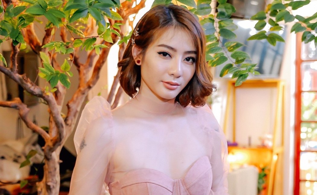 Kim Nha: 'Toi suy sup, mat phuong huong khi tach nhom hai BB&BG' hinh anh