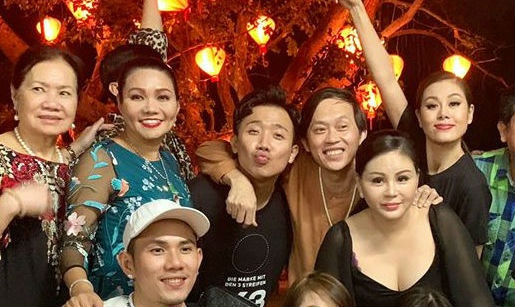 Tran Thanh, Ngoc Huyen du sinh nhat Hoai Linh o nha tho To hinh anh