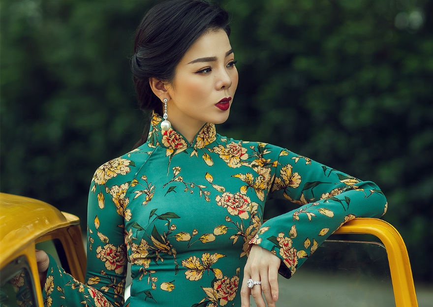 Le Quyen: 'Toi thuong tu lam dau ban than de hat Bolero' hinh anh