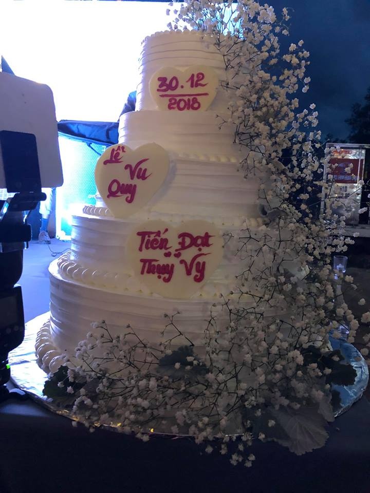 Dam cuoi Dinh Tien Dat o Binh Thuan anh 2