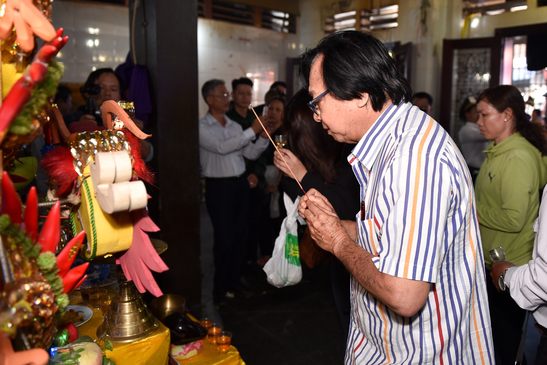 Đám tang nghệ sĩ Mạnh Tràng ảnh 6 Dam tang nghe si Manh Trang anh 6