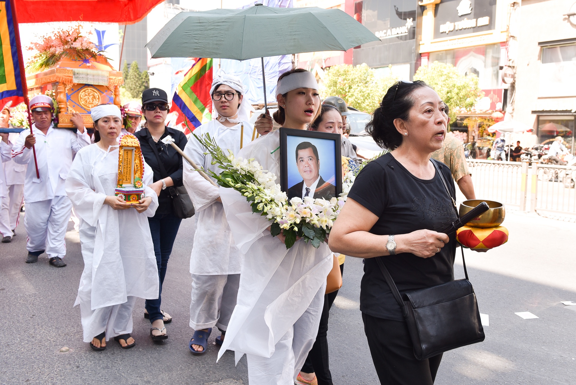 Đám tang nghệ sĩ Mạnh Tràng ảnh 9 Dam tang nghe si Manh Trang anh 9