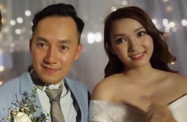 Dinh Tien Dat doc rap tang vo trong le cuoi o Sai Gon hinh anh