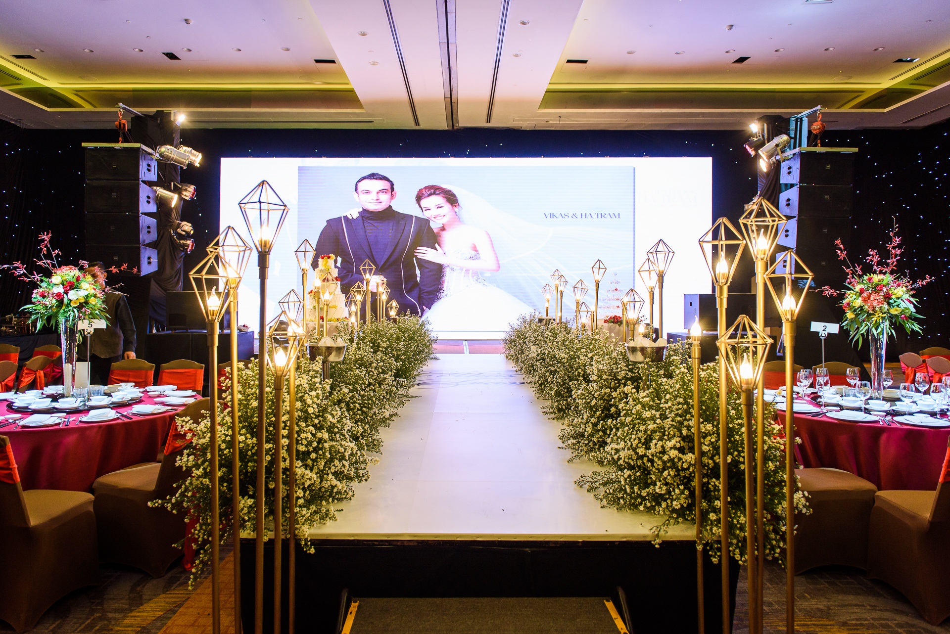 Dam cuoi Vo Ha Tram va chong An Do anh 1