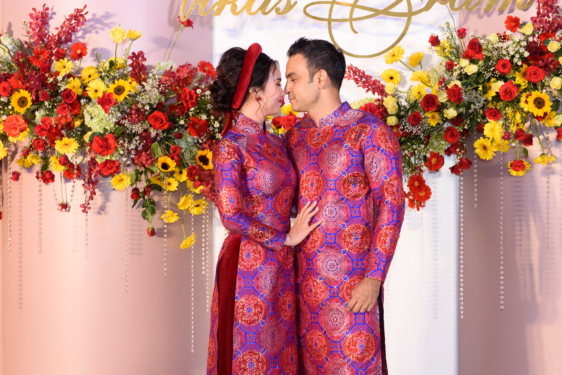 Dam cuoi Vo Ha Tram va chong An Do anh 4