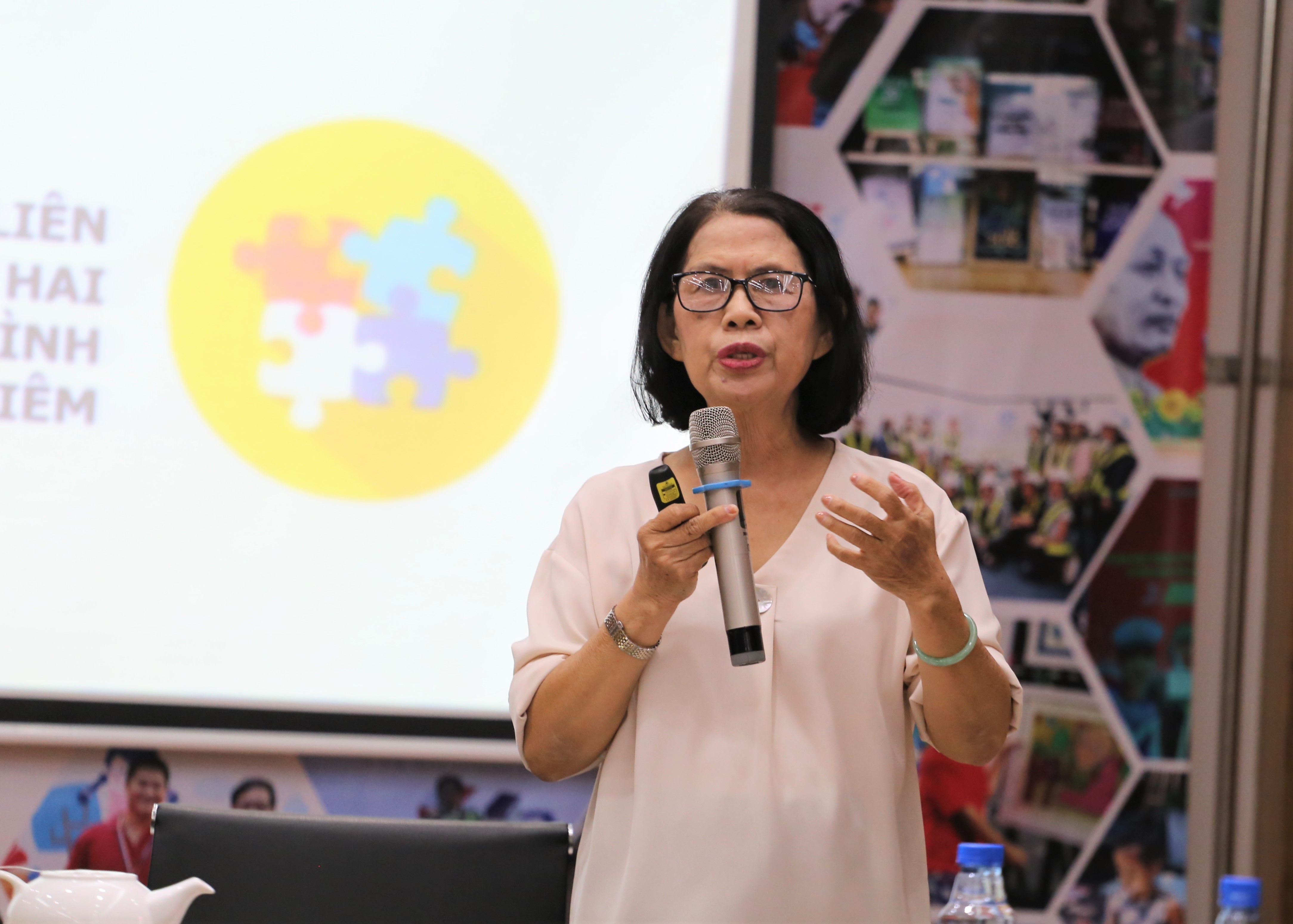 Tổng kết đường sách TP.HCM ảnh 2 Tong ket duong sach TP.HCM anh 2