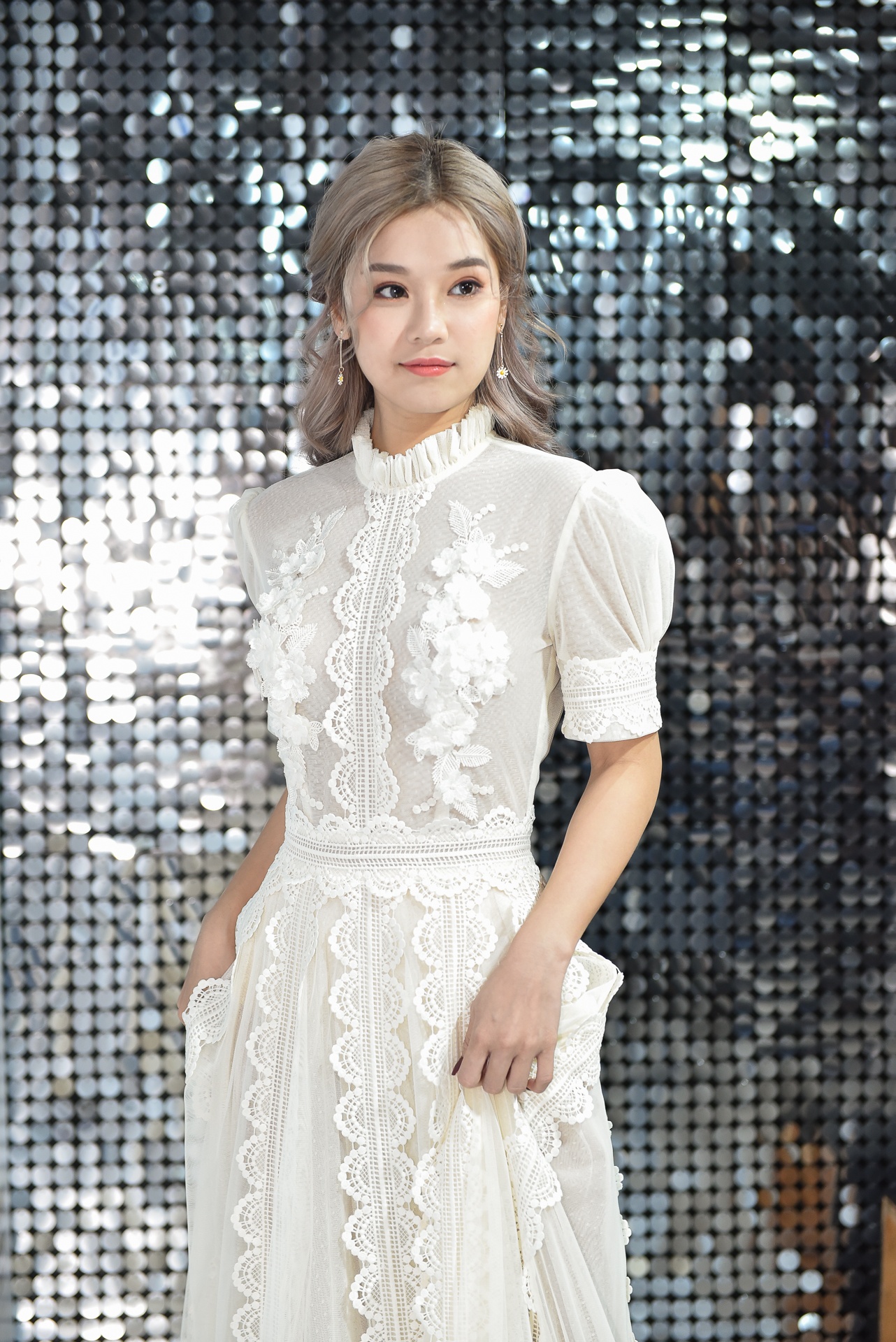 Truong Ngoc Anh anh 4