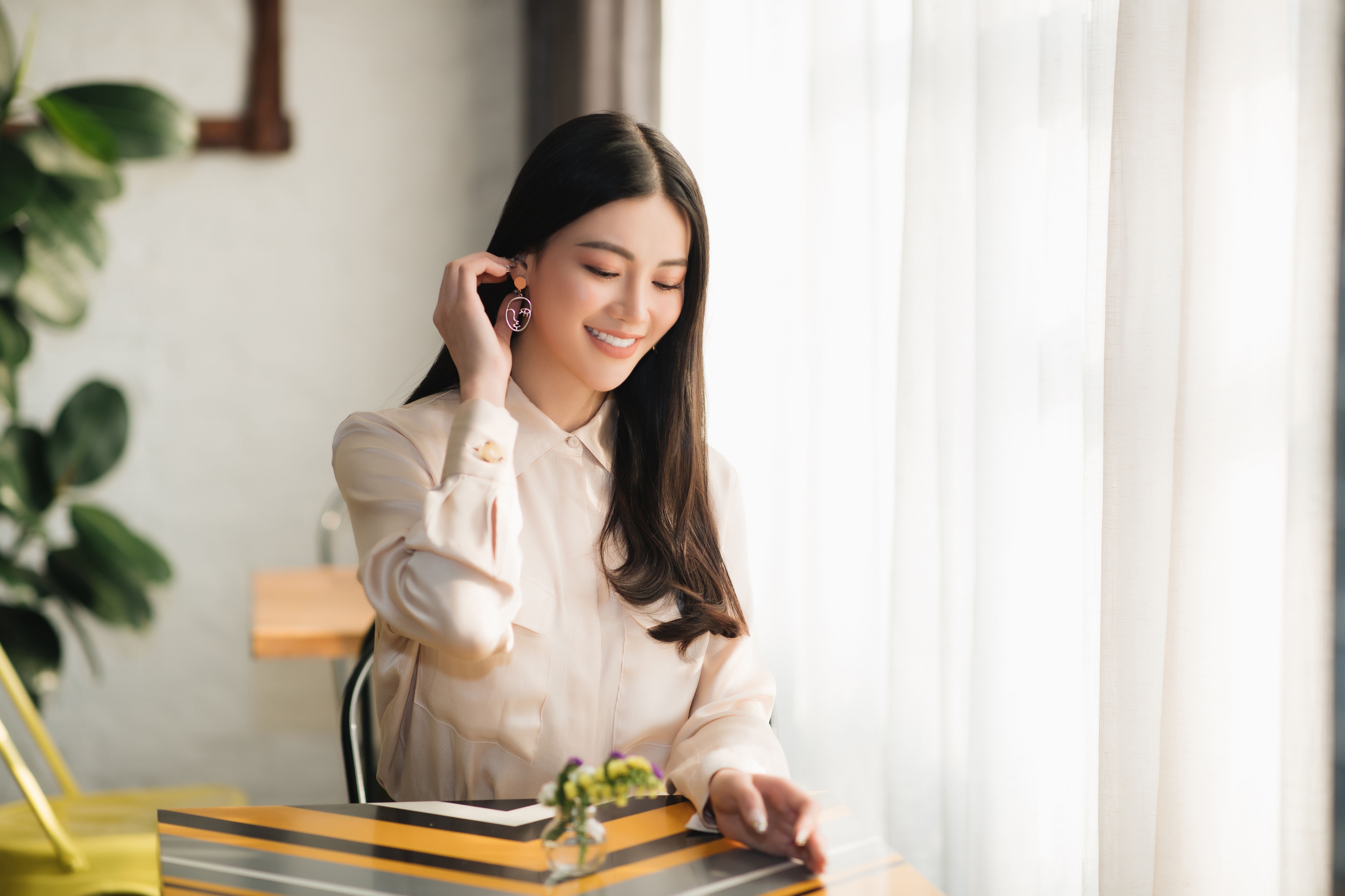 Hành trình vượt khó của hoa hậu Phương Khánh ảnh 3 Hanh trinh vuot kho cua hoa hau Phuong Khanh anh 3