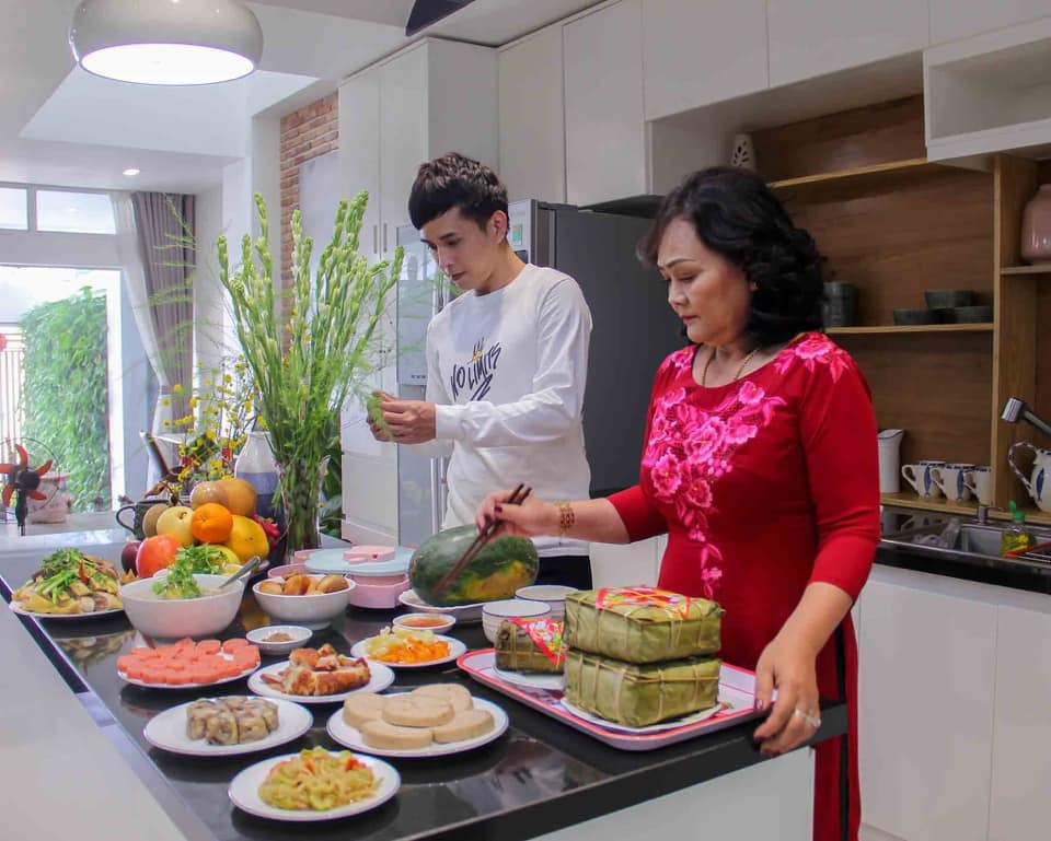 Sao Viet ve que don Tet anh 6