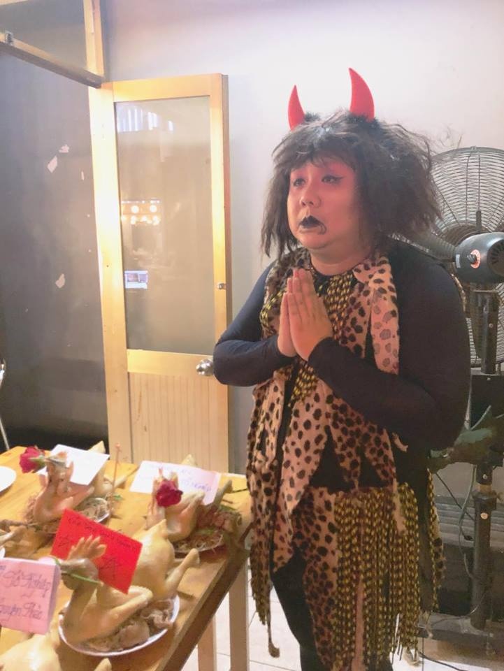 Dien vien chay show dong kich Tet anh 3