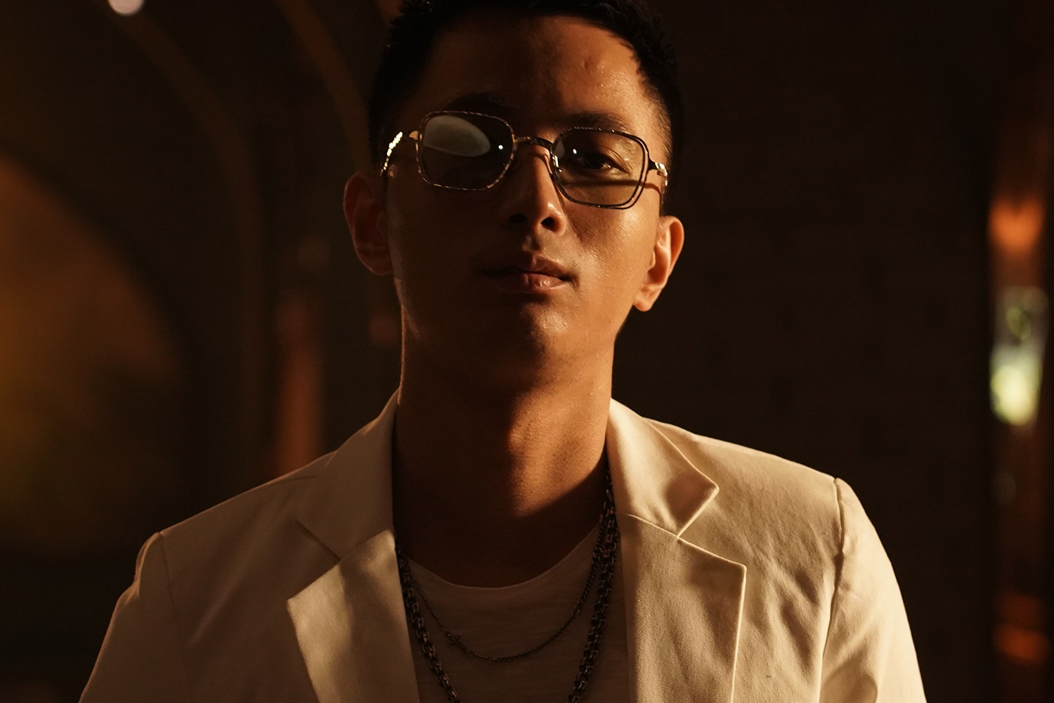 Rhymastic ra mat MV Tren lau cao anh 1