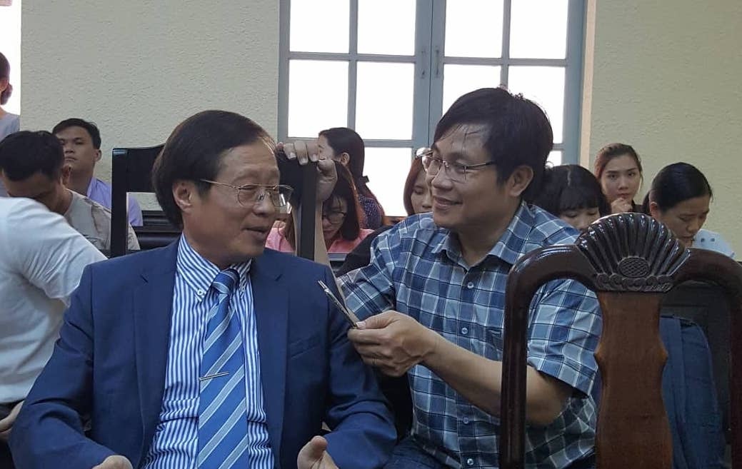 Hoa si Le Linh se theo kien toi cung anh 2