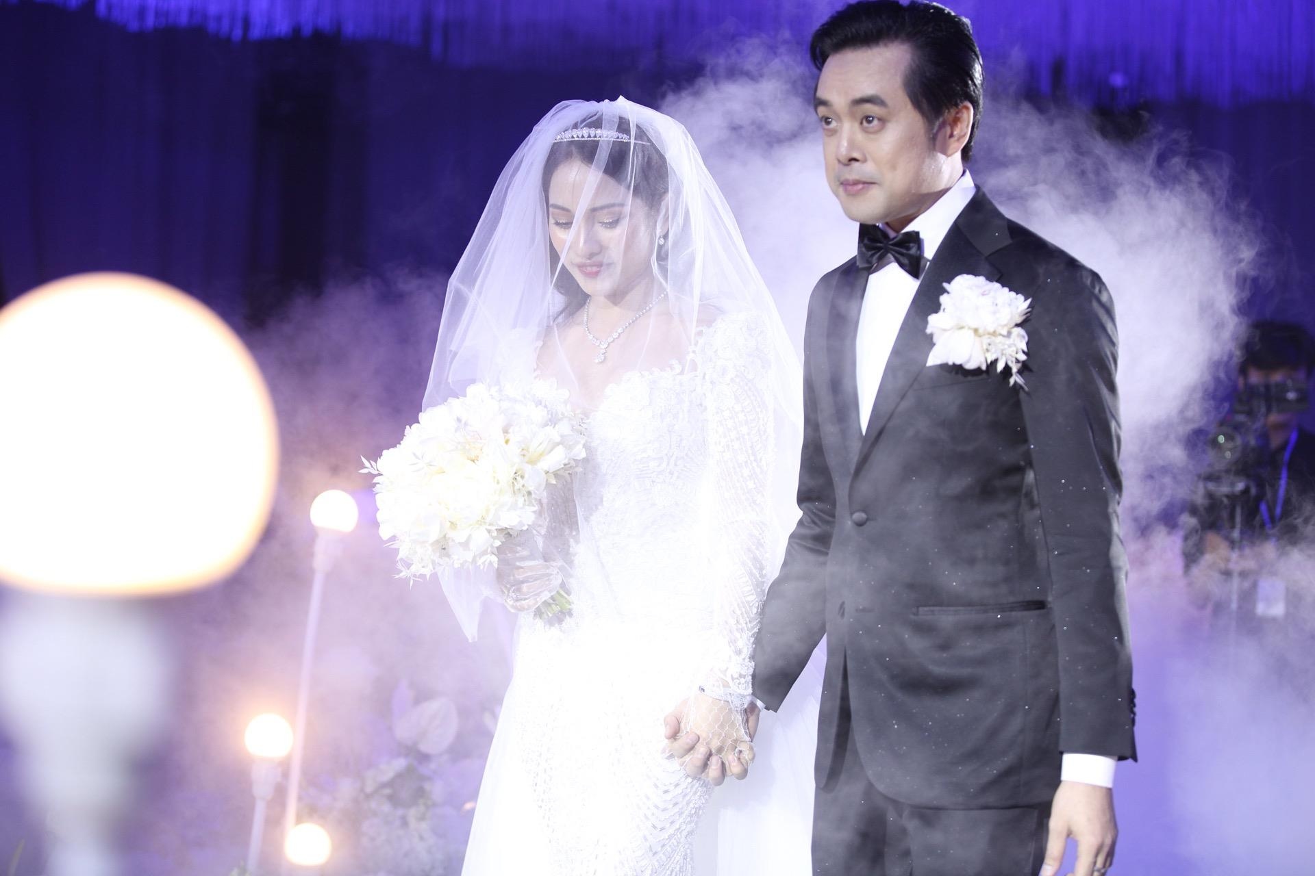 dam cuoi Duong Khac Linh Sara Luu anh 3