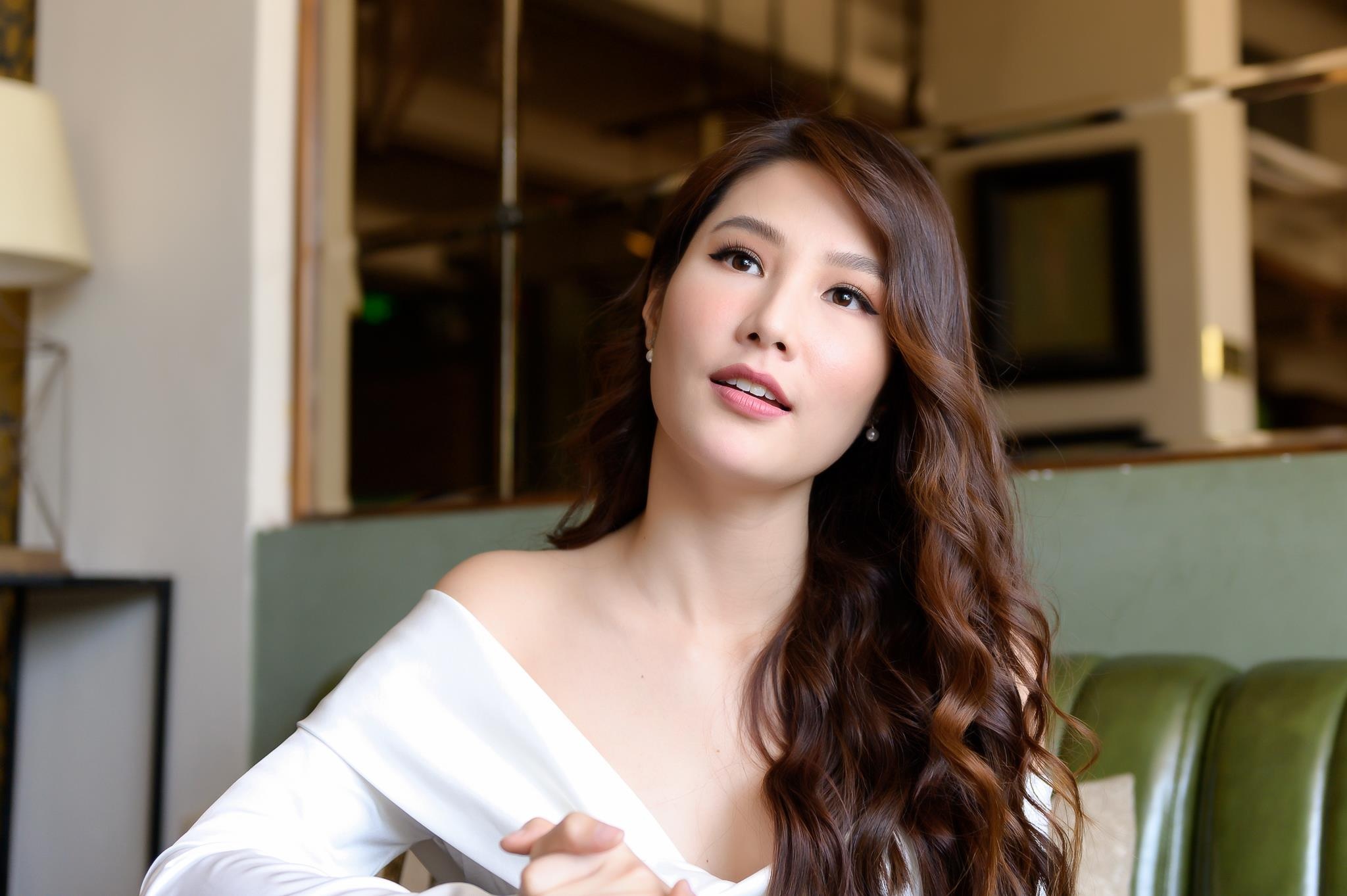 Tinh yêu của Diễm My 9X và bạn trai doanh nhân ảnh 2 Tinh yeu cua Diem My 9X va ban trai doanh nhan anh 2